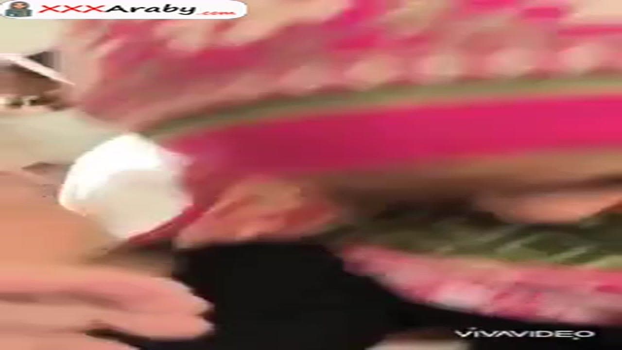 محجبة تونسية ساخنة تمص زبر صاحبها الصغير - محجبة تونسية